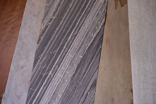 feuilles de pierre . Ardoise, mica, marbre