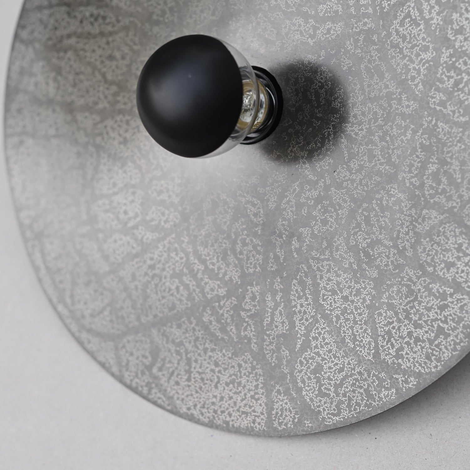 Applique murale Rovelli en acier oxydé 