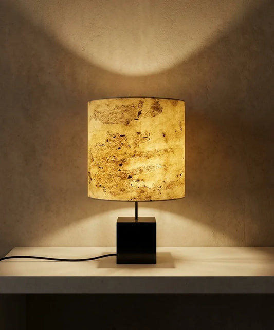Lampe Cassini Nova en situation - éclairage d'ambiance dans un intérieur contemporain, fabrication française Taille L