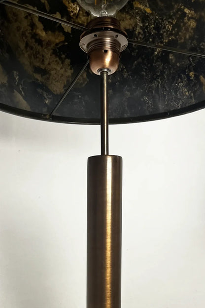 Intérieur de l’abat-jour en ardoise rustique avec douille E27, lampe Rosalynd Atelier Maus