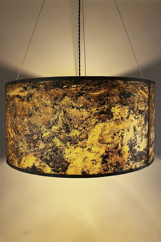 Suspension en feuille de pierre, ardoise naturelle pierre de lune allumé. pièce unique Thessalie par l'atelier Maus